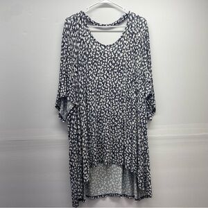 LANE BRYANT Black White Ditsy Floral Top Back Keyhole PLus Size 34/36 rayon Used